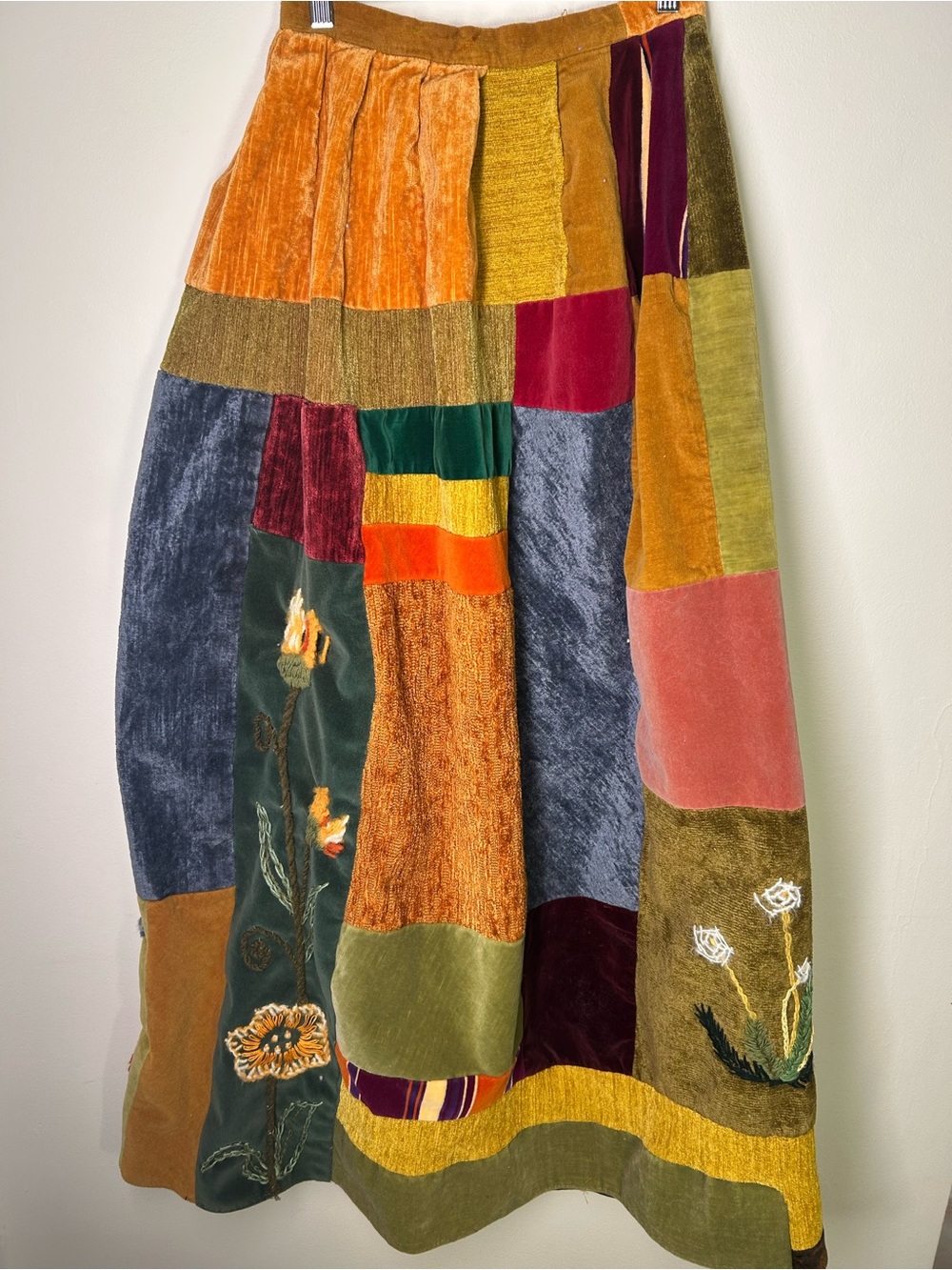 Vintage patchwork velvet quilt skirt sm/med